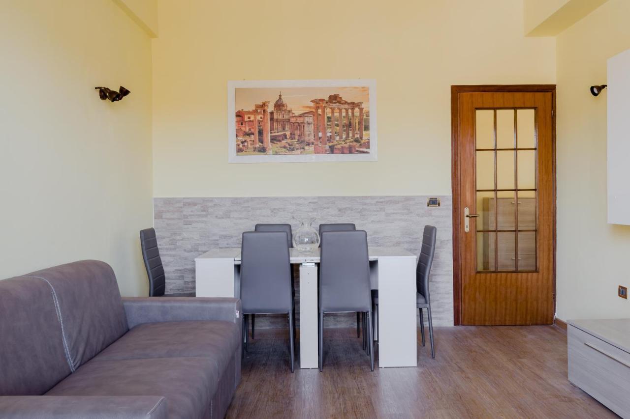 Le Rondini Apartment, 5 Persone, 2 Balconi, Policlinico Tor Vergata E Casilino Rome Exterior photo