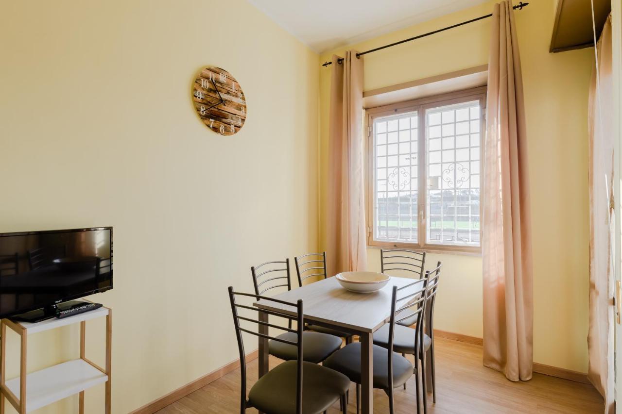 Le Rondini Apartment, 5 Persone, 2 Balconi, Policlinico Tor Vergata E Casilino Rome Exterior photo
